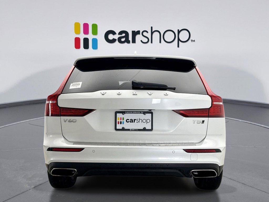 Volvo V60 Cross Country 2022