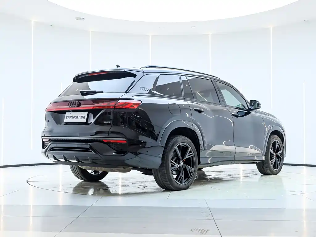 Audi Q6 2024