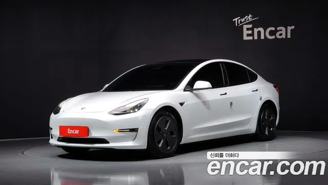Tesla Model 3 2021