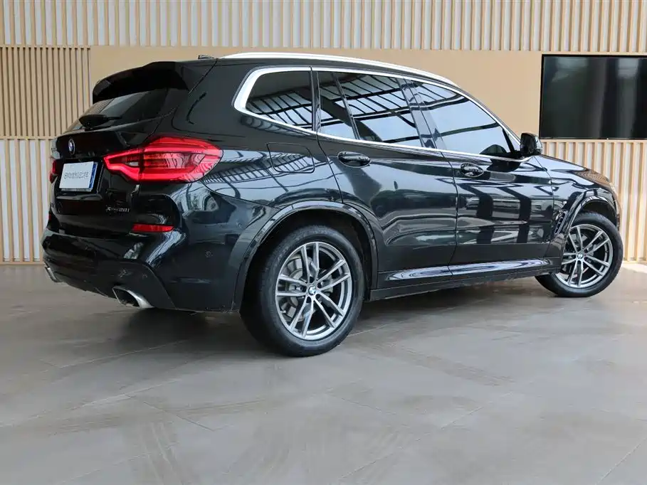 BMW X3 2021