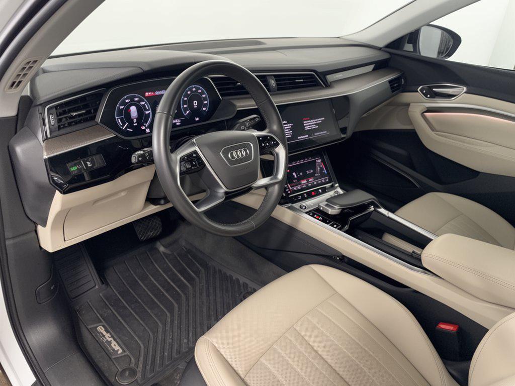 Audi Q8 e-tron 2024