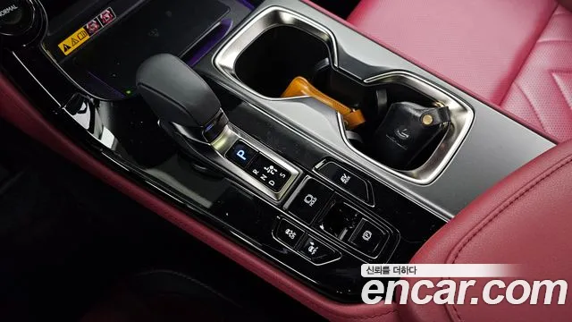 Lexus NX 2024