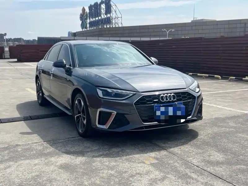 Audi A4 2021