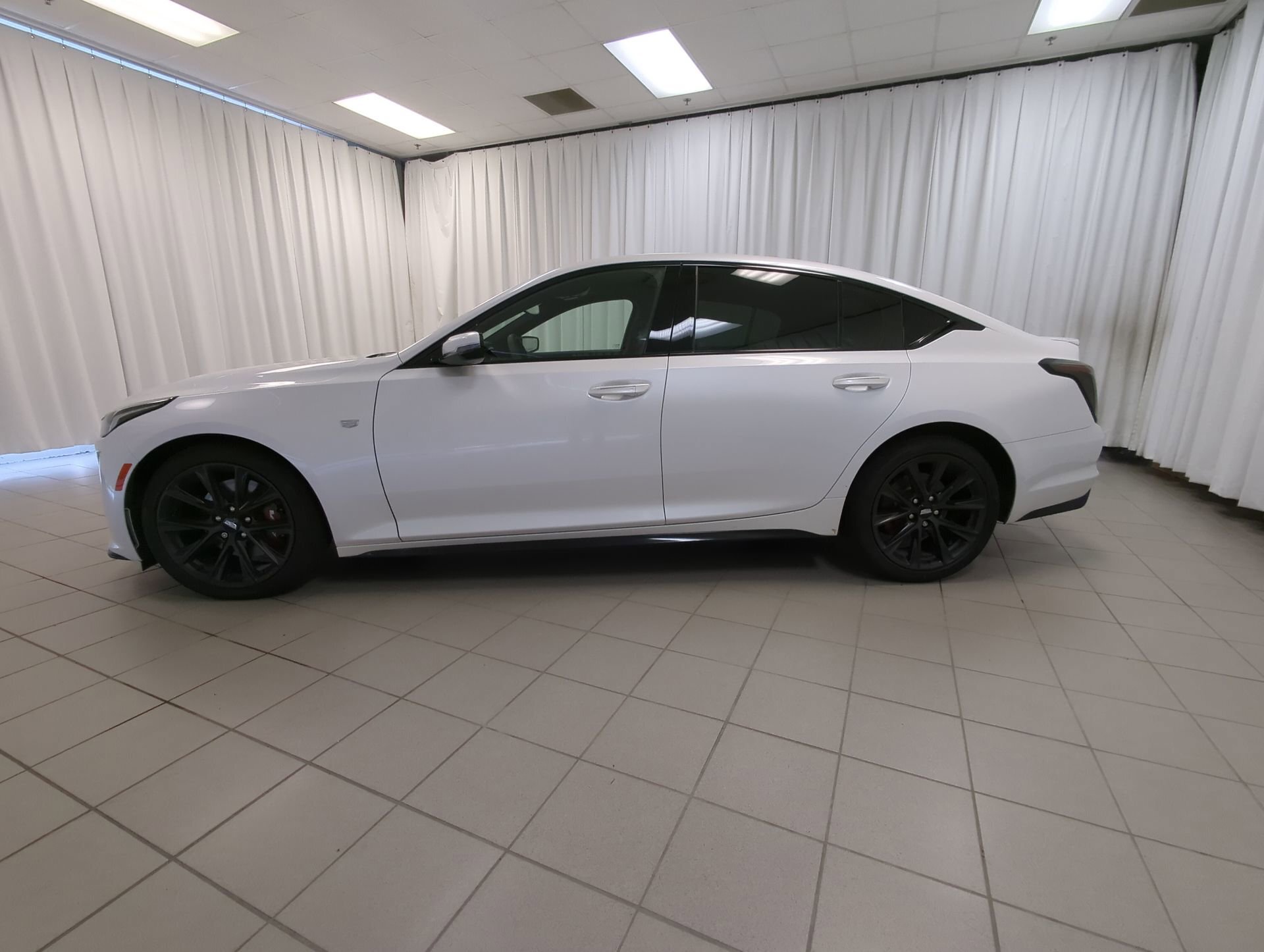 Cadillac CT5 2023