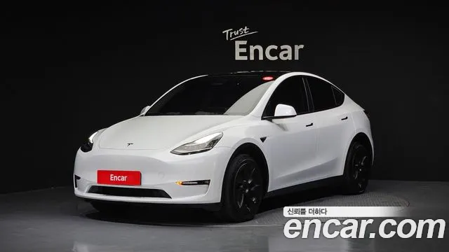 Tesla Model Y 2022