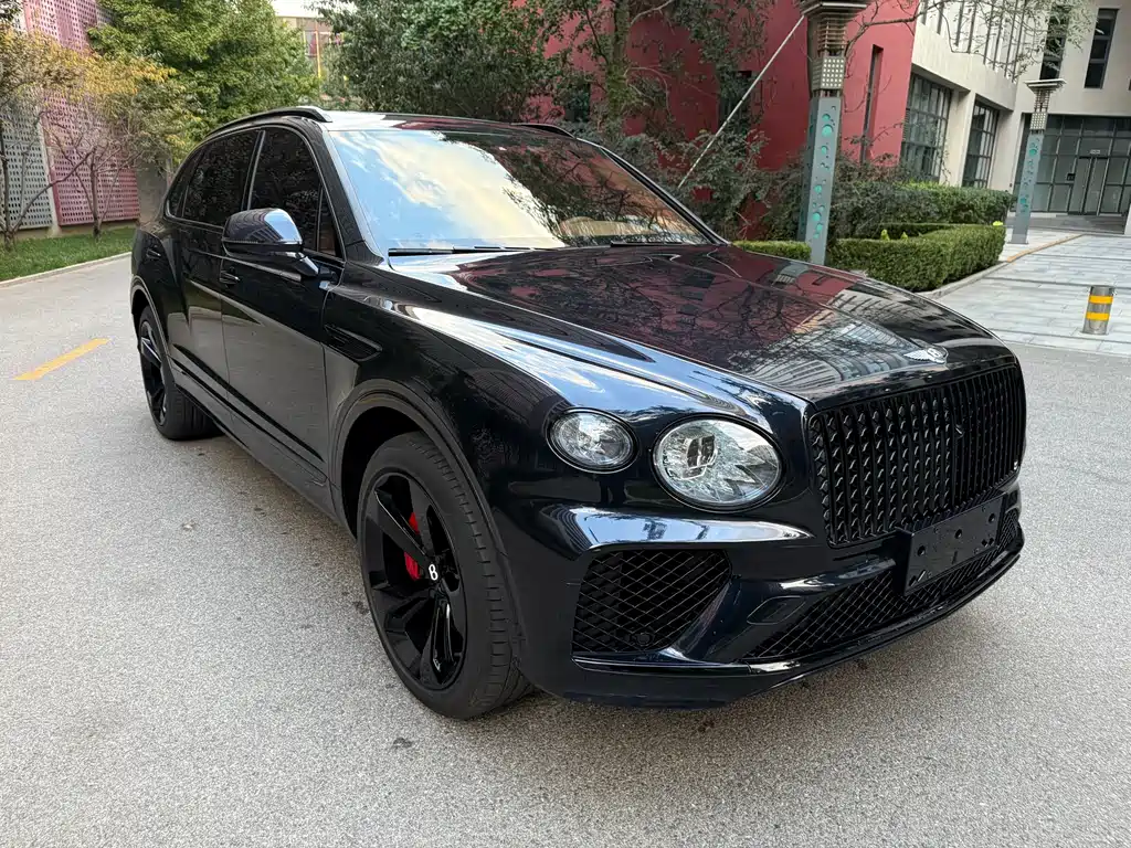Bentley Bentayga 2023
