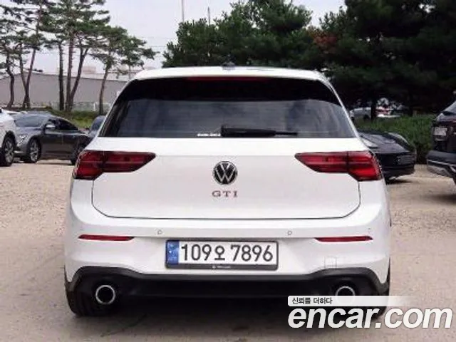 Volkswagen Golf 2024