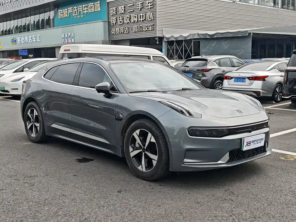 Zeekr 001 2023