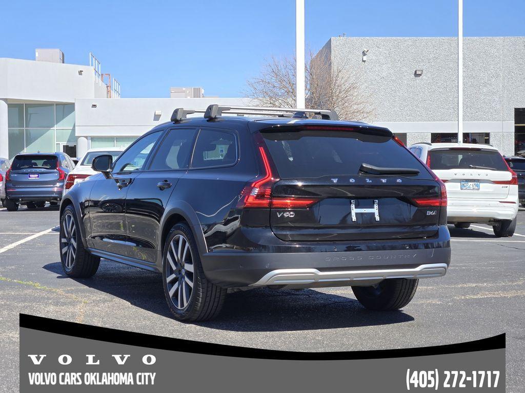 Volvo V90 Cross Country 2022