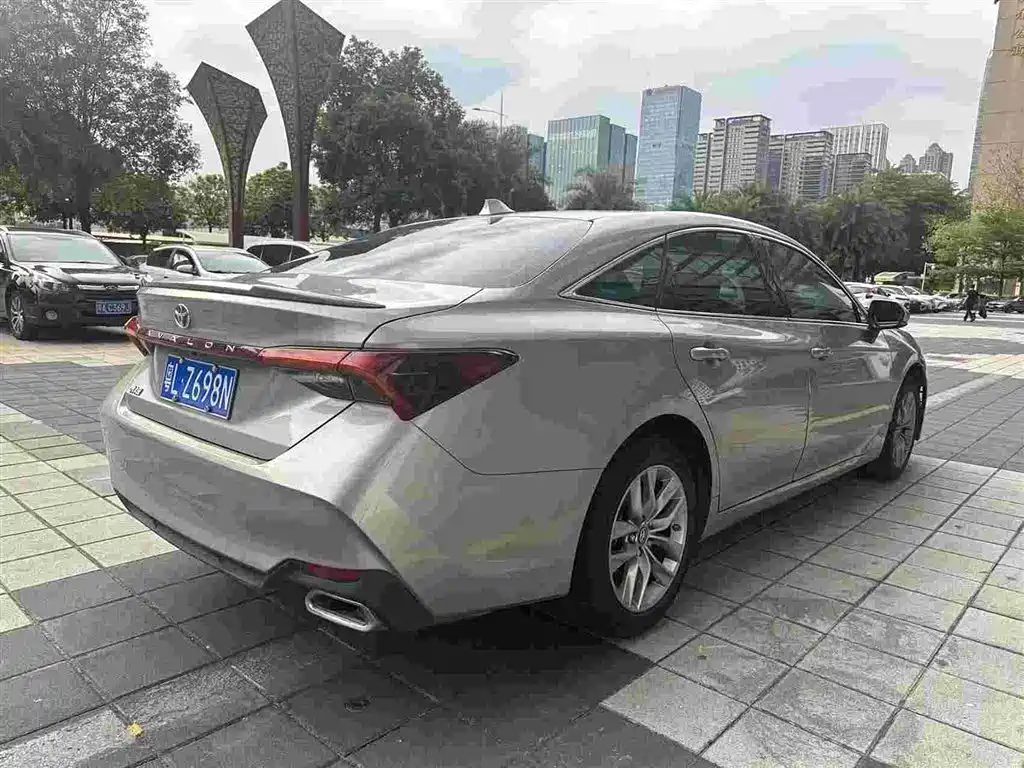 Toyota Avalon 2021