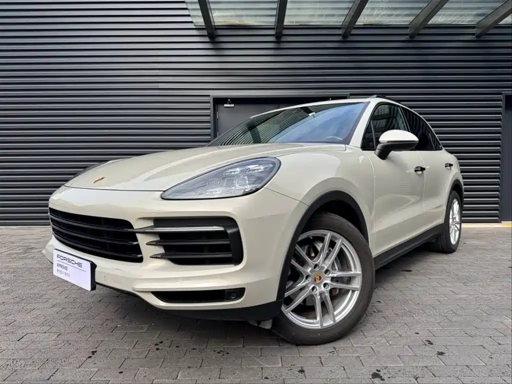 Porsche Cayenne 2022