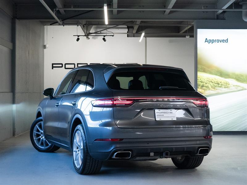 Porsche Cayenne 2022