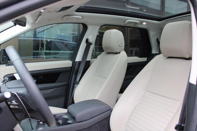 Land Rover Discovery Sport 2024