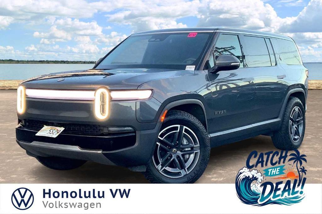 Rivian R1S 2025