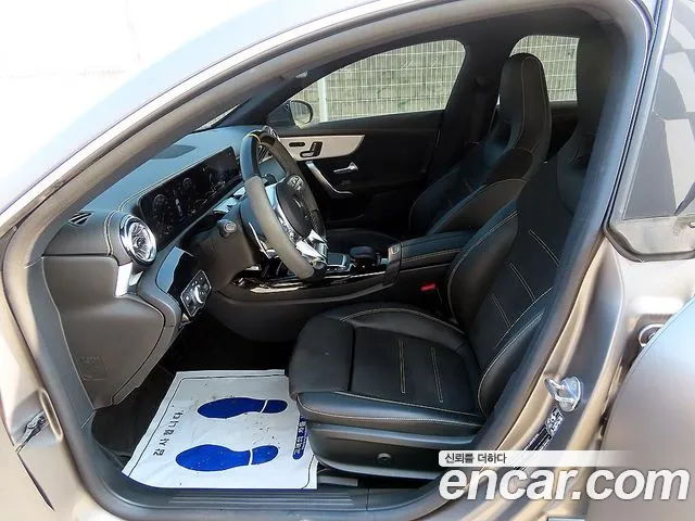 Mercedes-Benz CLA 2021