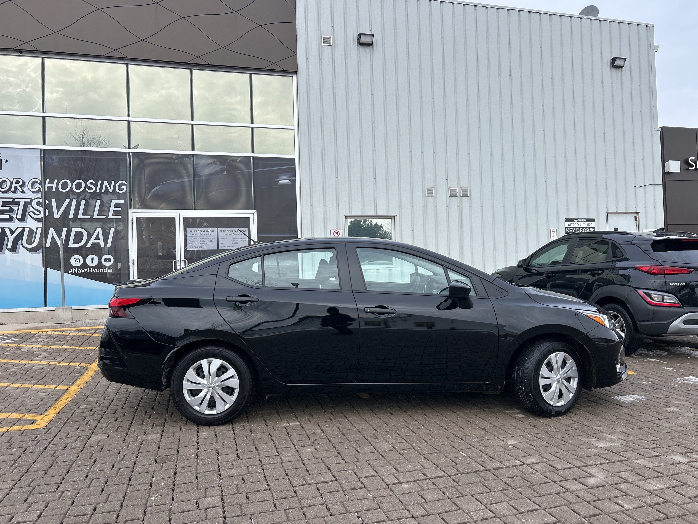 Nissan Versa 2024