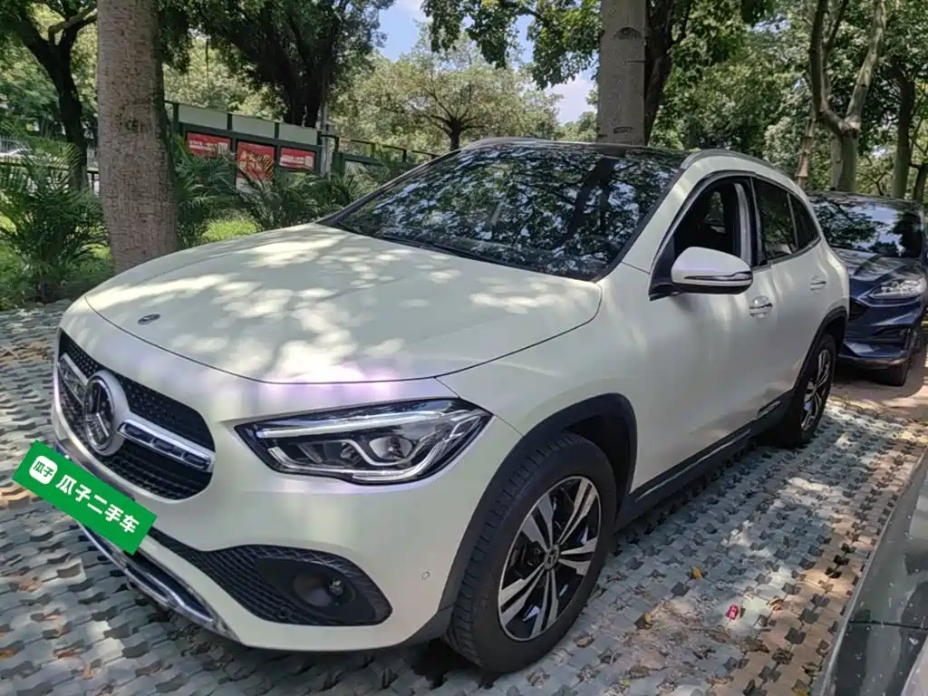 Mercedes-Benz GLA 2021
