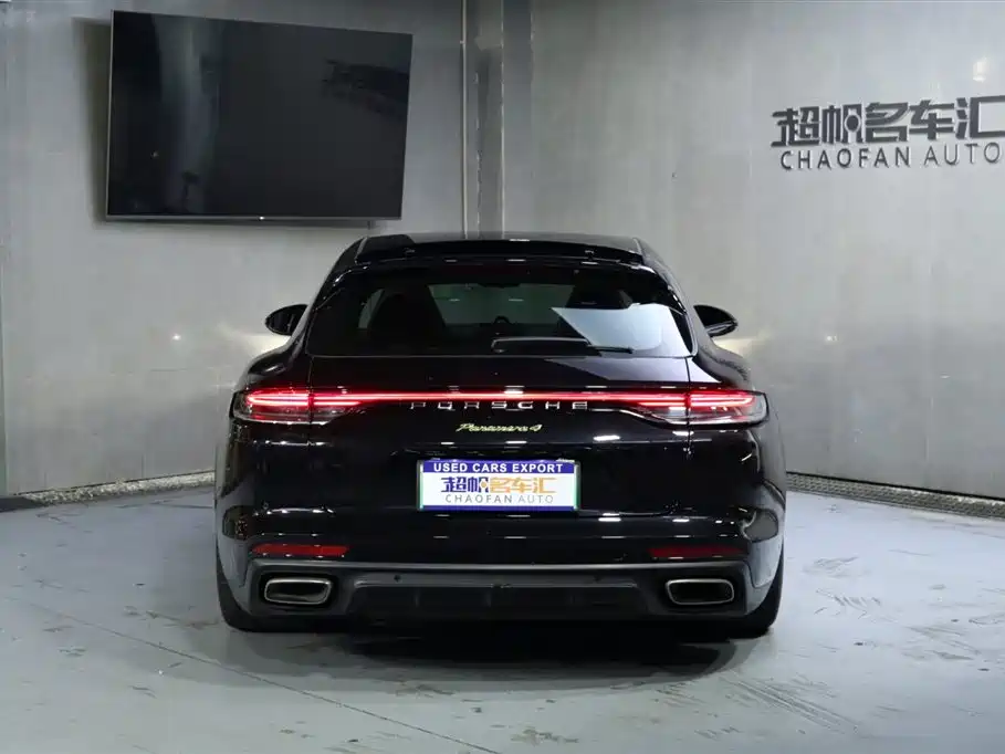 Porsche Panamera 2024