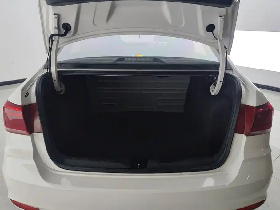 Volkswagen Santana 2023