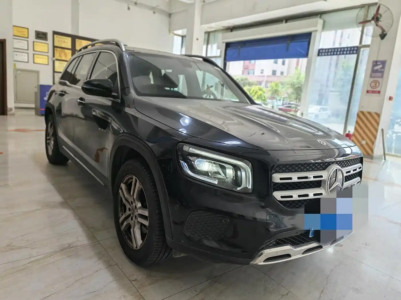 Mercedes-Benz GLB 2021
