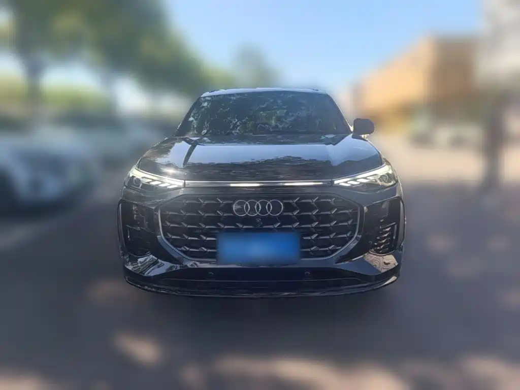 Audi Q6 2025