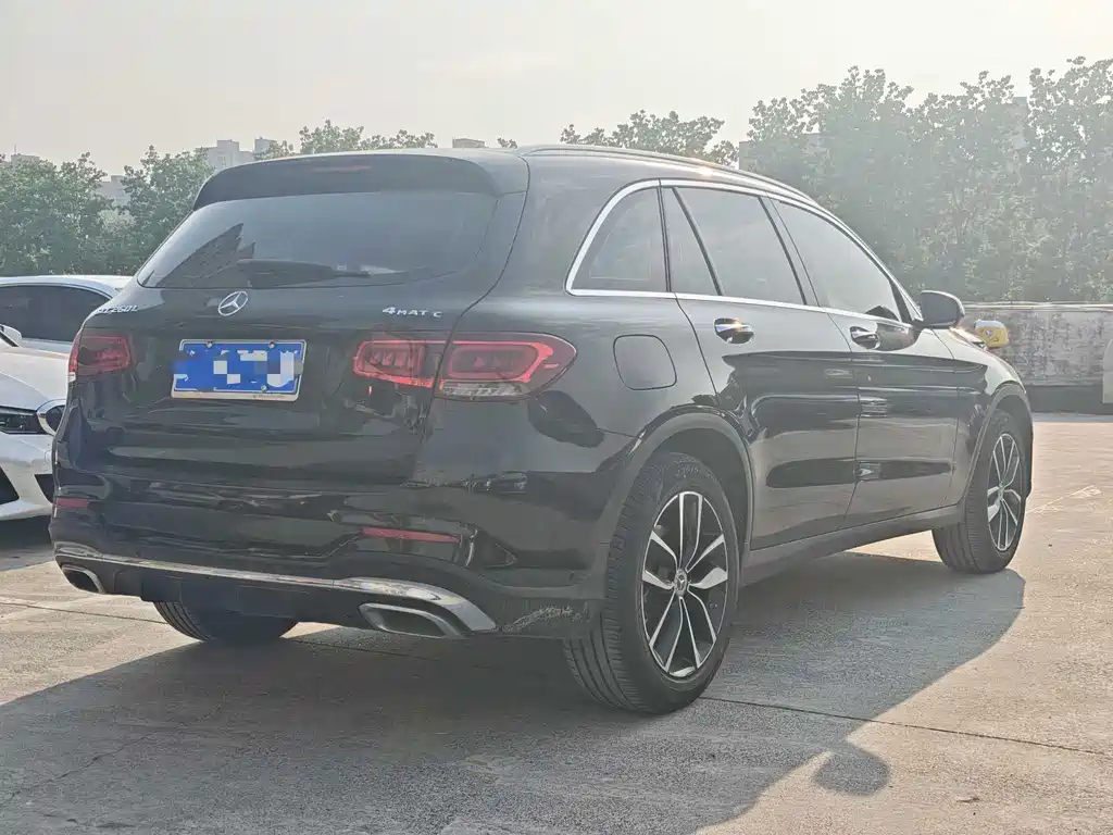 Mercedes-Benz GLC 2021