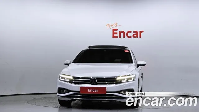 Volkswagen Passat 2022