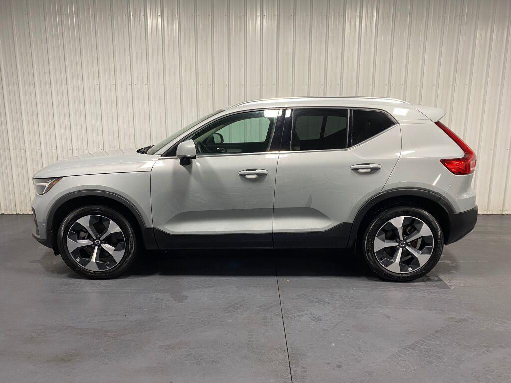 Volvo XC40 2024
