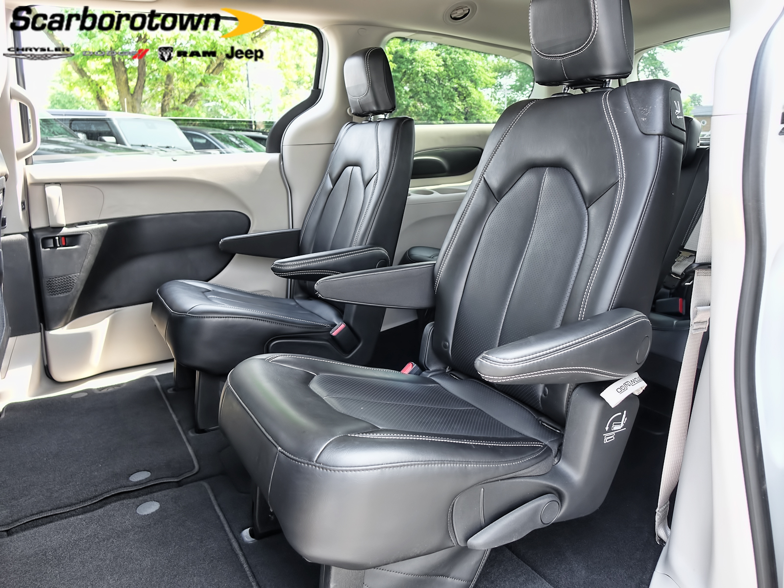 Chrysler Pacifica 2023