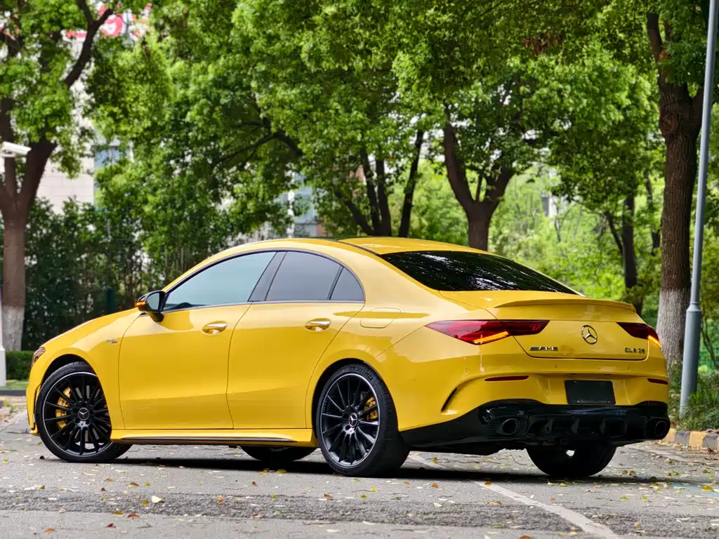 Mercedes-Benz CLA AMG 2022