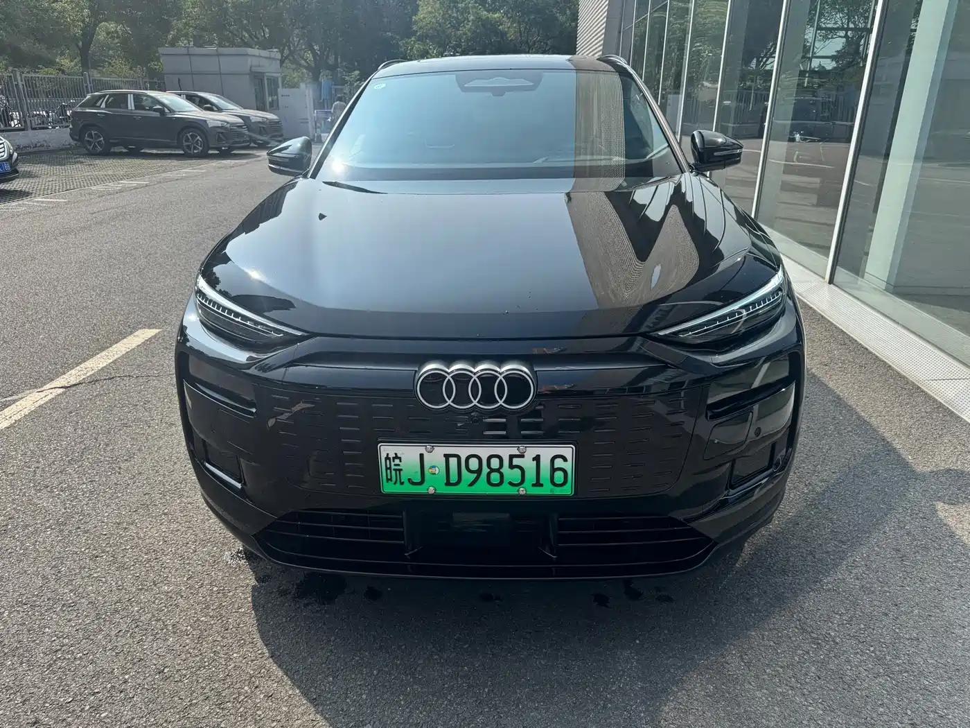Audi e-tron 2025