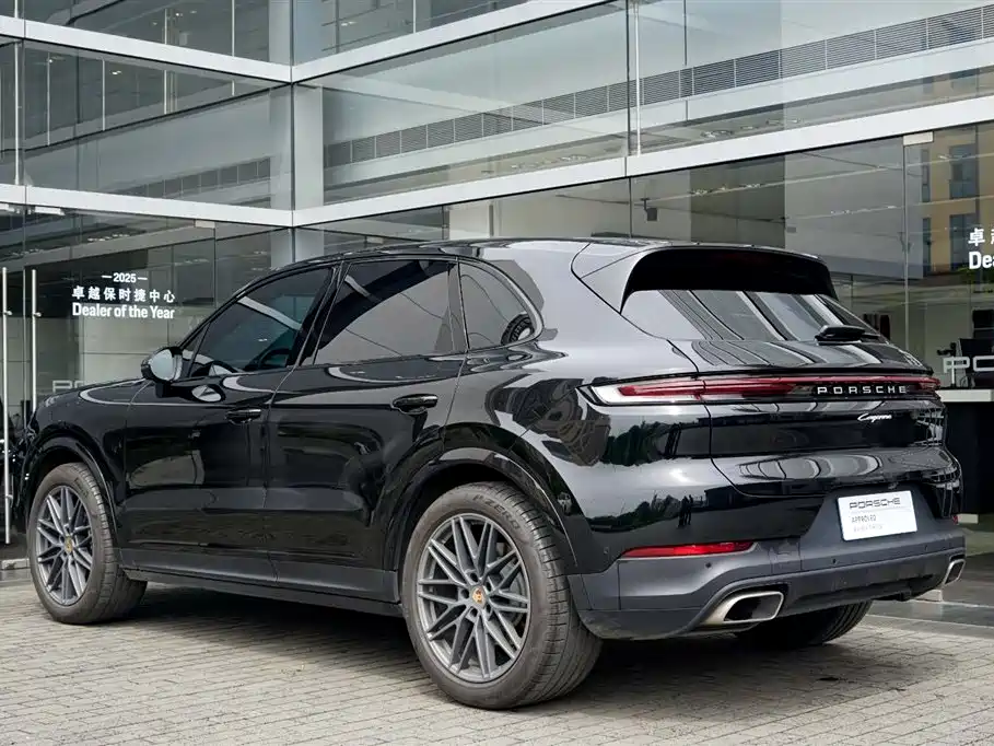 Porsche Cayenne 2023