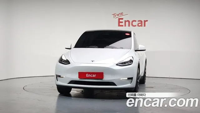 Tesla Model Y 2021