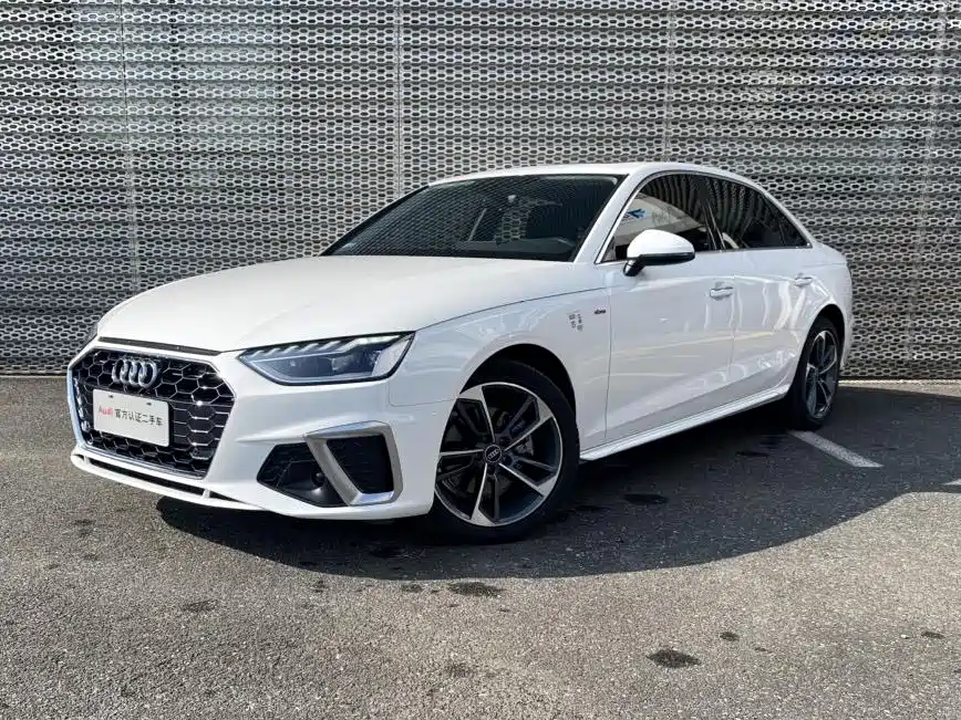 Audi A4 2022