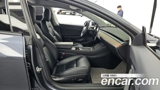Tesla Model 3 2021
