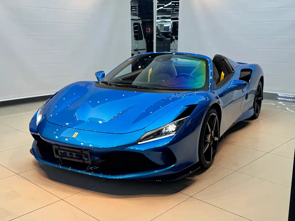Ferrari F8 2021