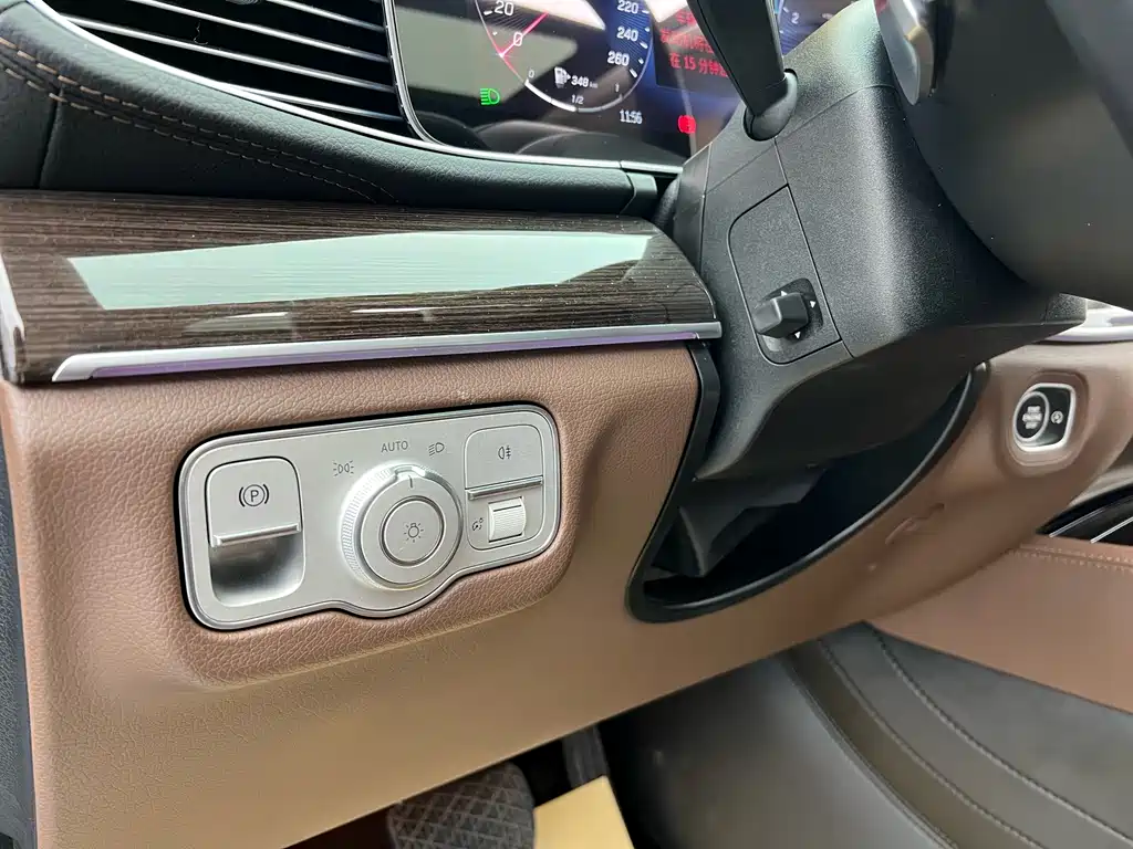 Mercedes-Benz GLE 2024
