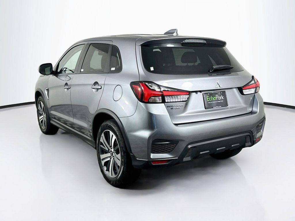 Mitsubishi Outlander Sport 2024