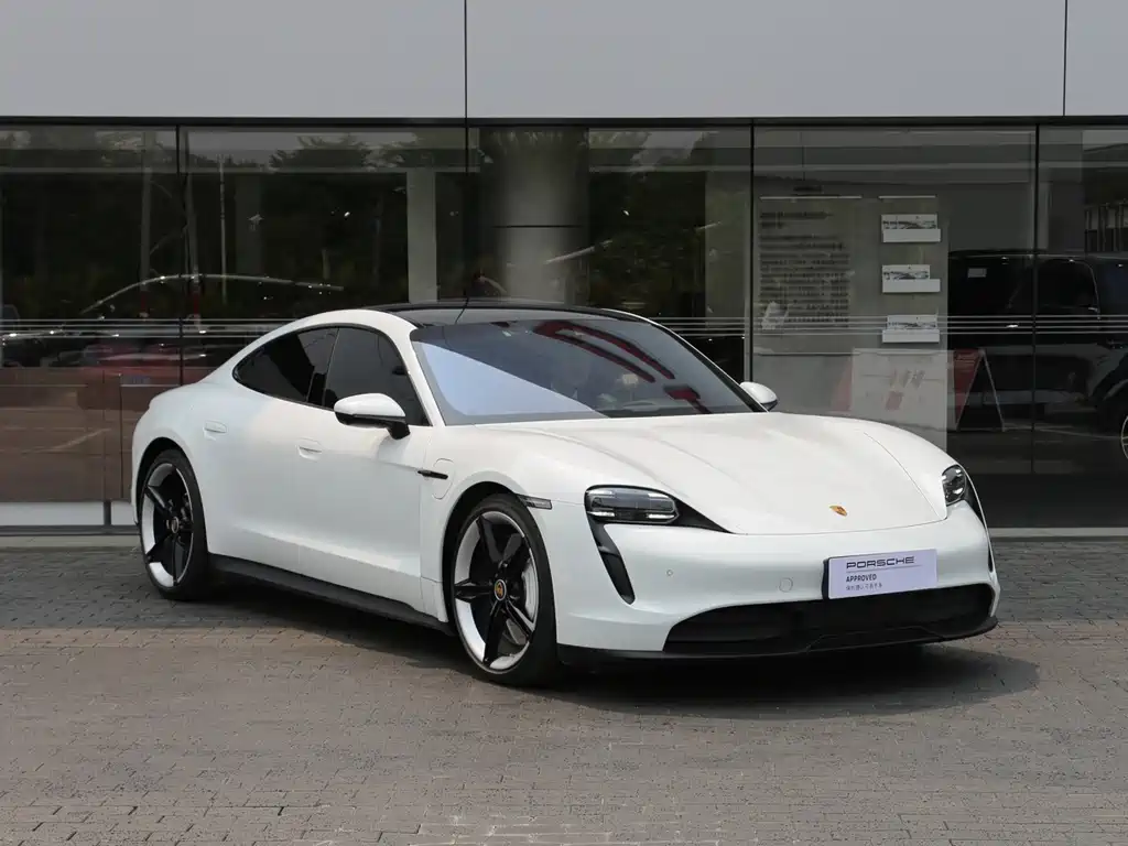 Porsche Taycan 2023