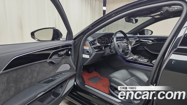 Audi A8 2021