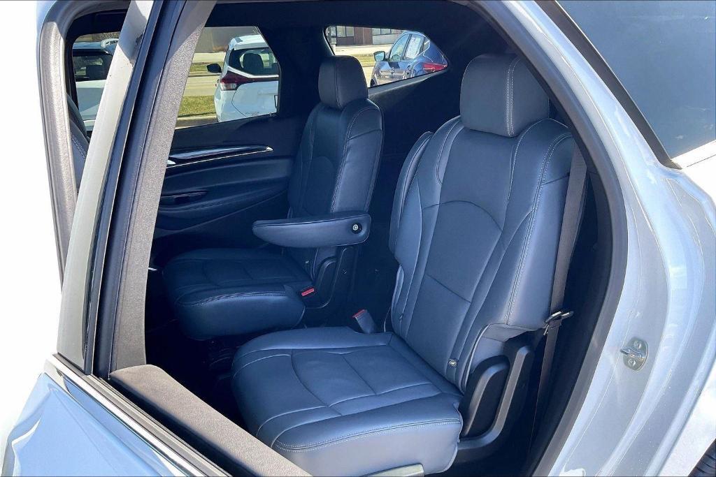 Buick Enclave 2024