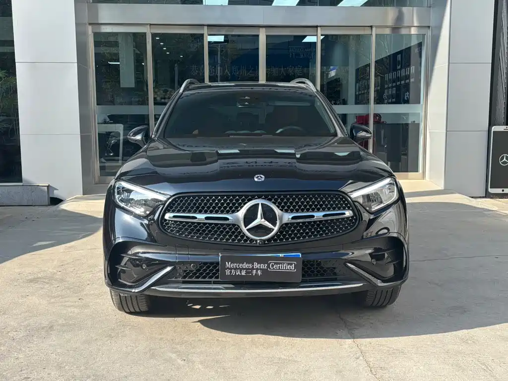 Mercedes-Benz GLC 2023