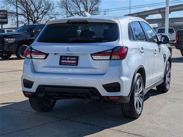 Mitsubishi Outlander Sport 2024