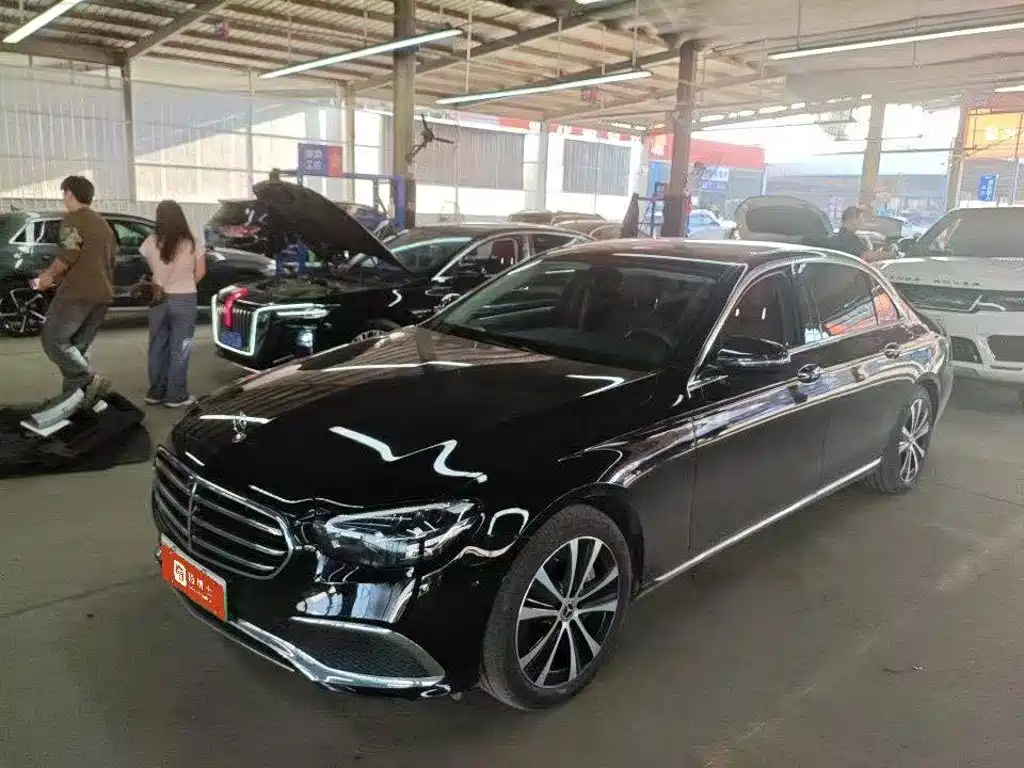Mercedes-Benz E-Класс 2022