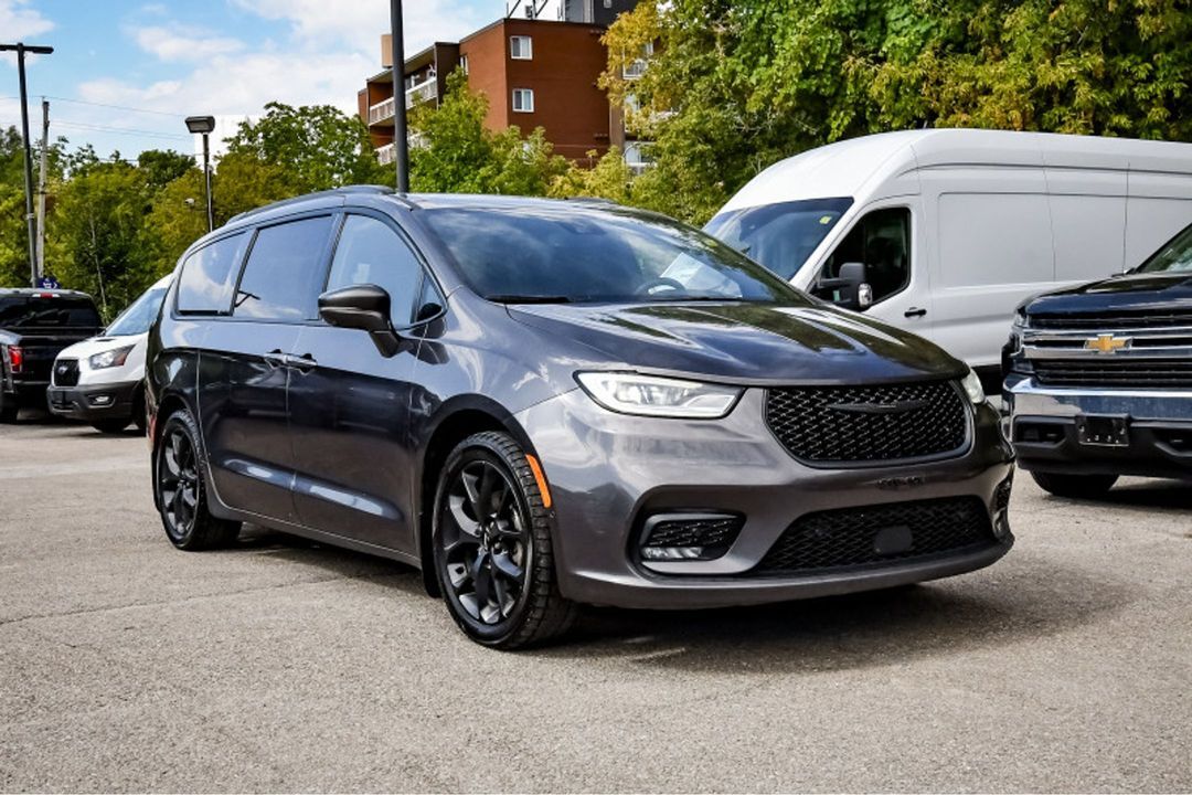 Chrysler Pacifica 2022