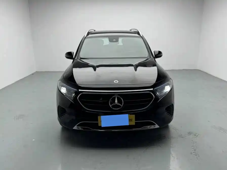 Mercedes-Benz EQB 2023