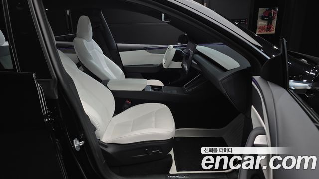 Tesla Model Y 2026