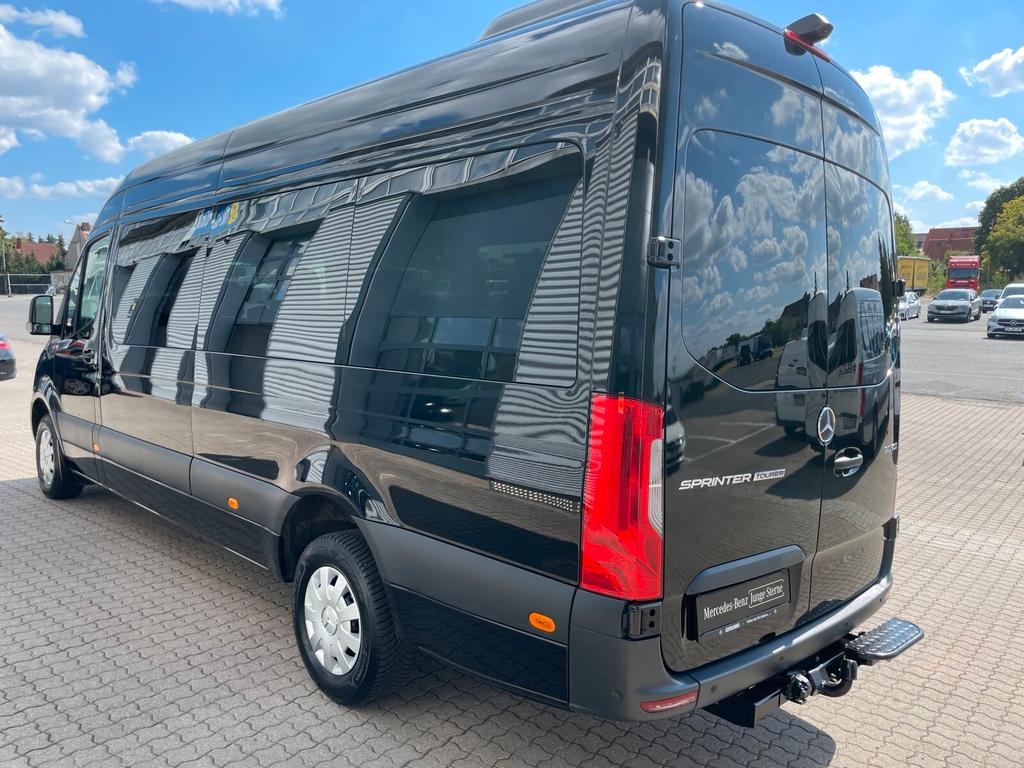 Mercedes-Benz SPRINTER 2024