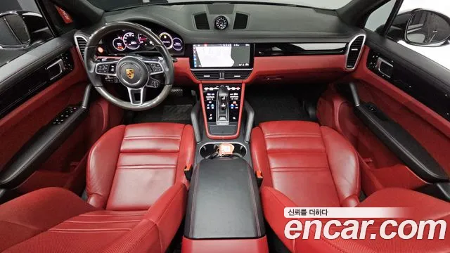 Porsche Cayenne 2021