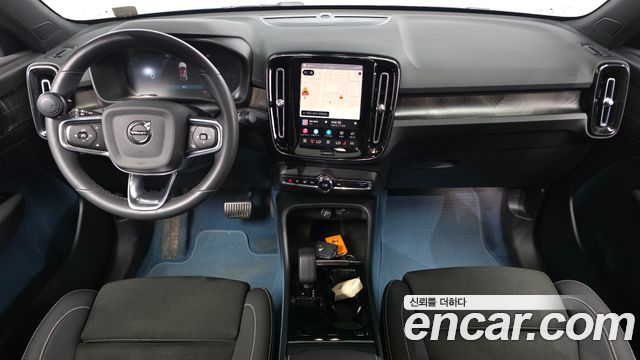 Volvo C40 2022